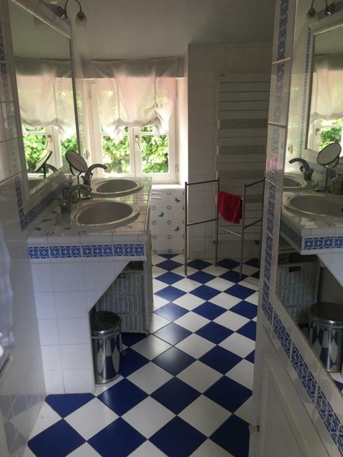 Chambres D Hotes Chez Francoise Et Michel Piscine 4 Chambres 8 Lits Chaumes-en-Brie Екстериор снимка