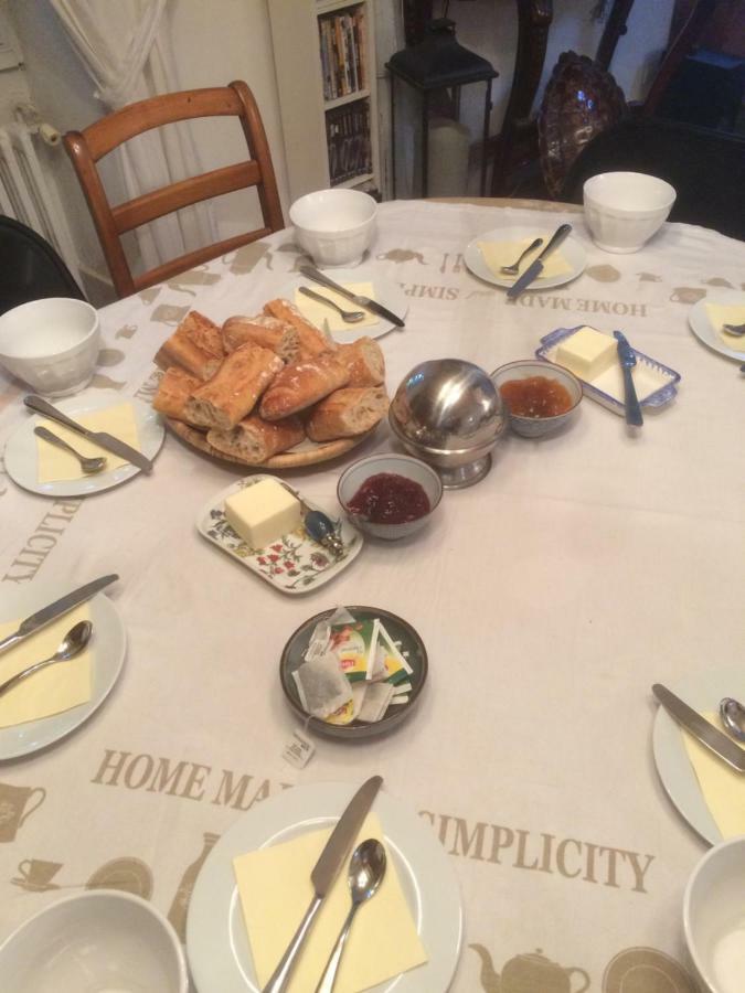 Chambres D Hotes Chez Francoise Et Michel Piscine 4 Chambres 8 Lits Chaumes-en-Brie Екстериор снимка